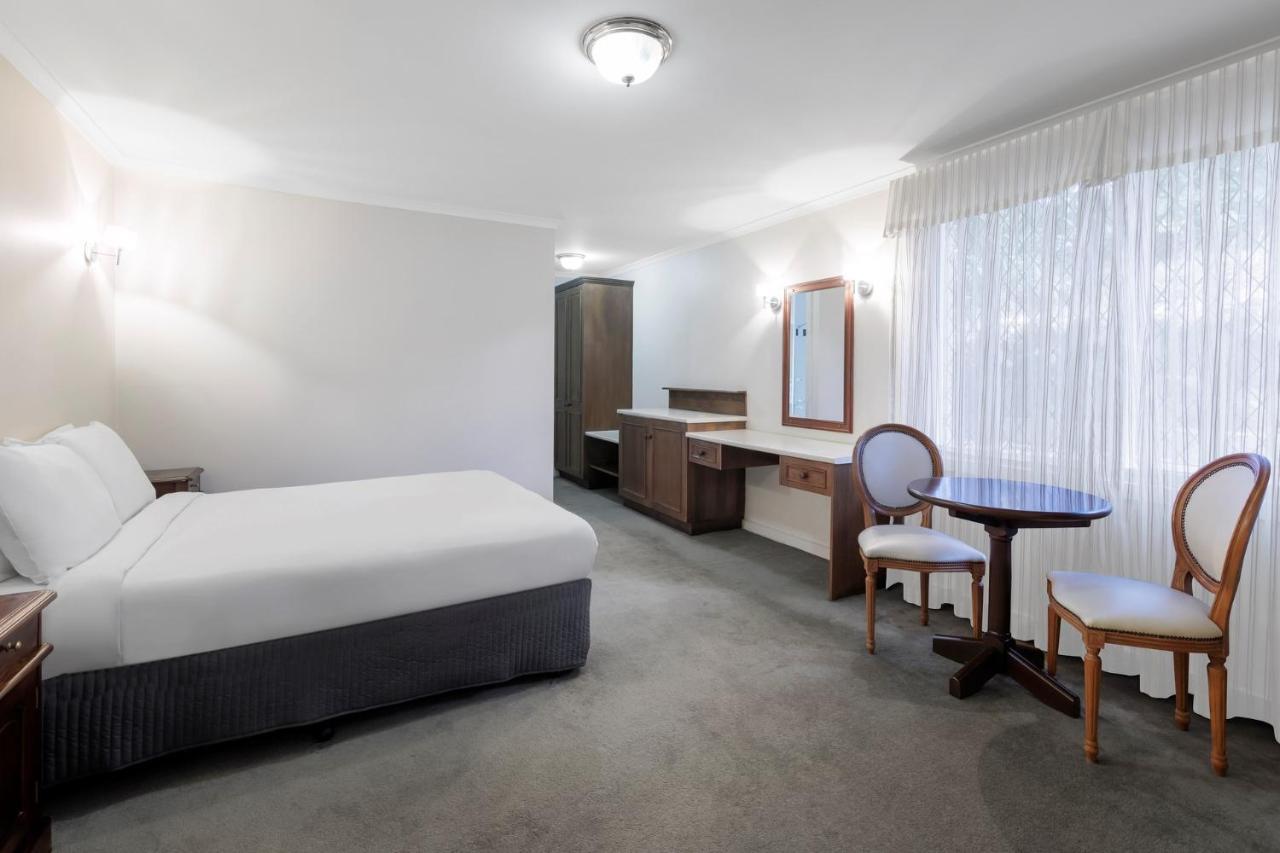 Elizabethan Lodge Мельбурн Екстер'єр фото